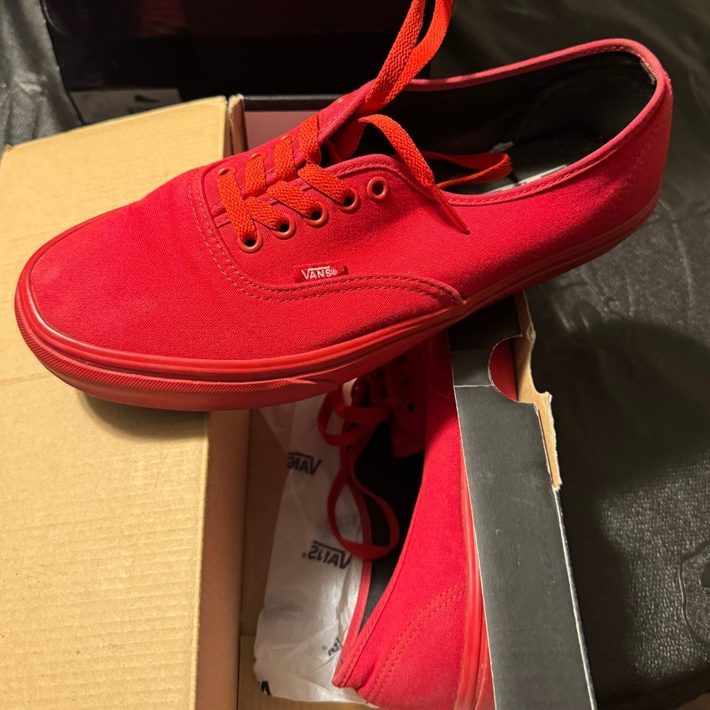Vans Authentic 'True Red' Mens Shoes size U.S 10 in-box very clean